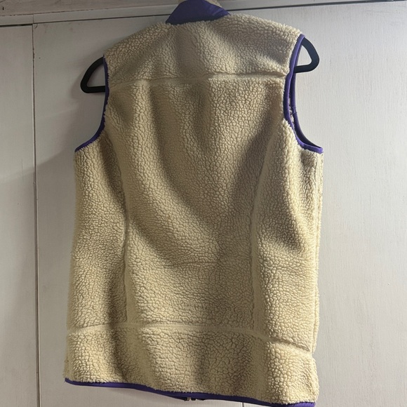 Retro High Pile Patagonia Cream Fleece Vest - Picture 2 of 5